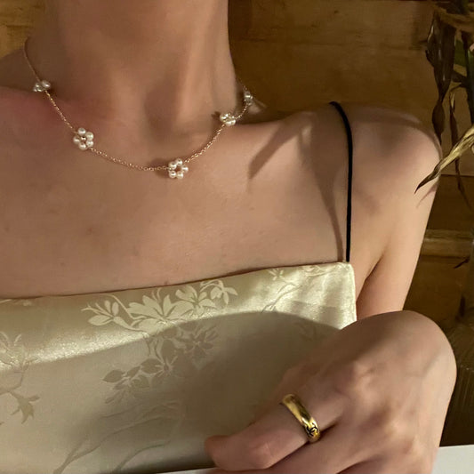 14K Gold Sweet Floral Pearl Beaded Necklace