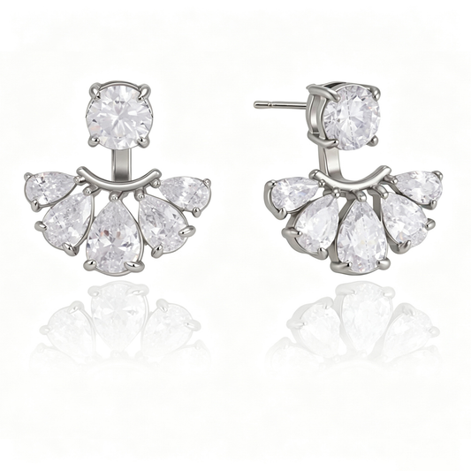 Glória Luxurious Diamond Stud Earrings