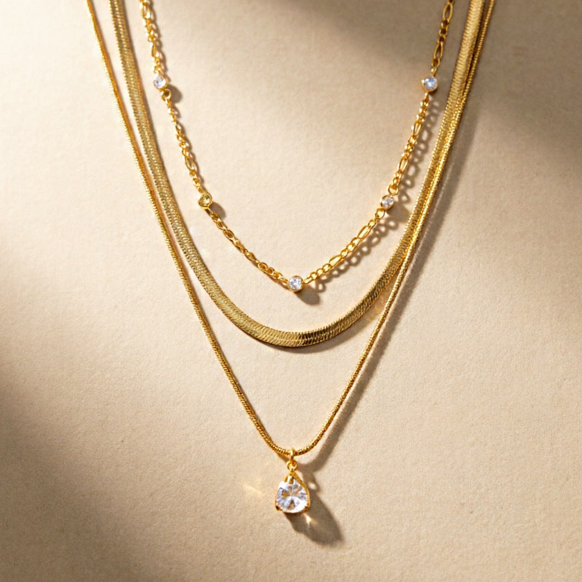 Diamanta Layered Diamond Pendant Dainty Necklace