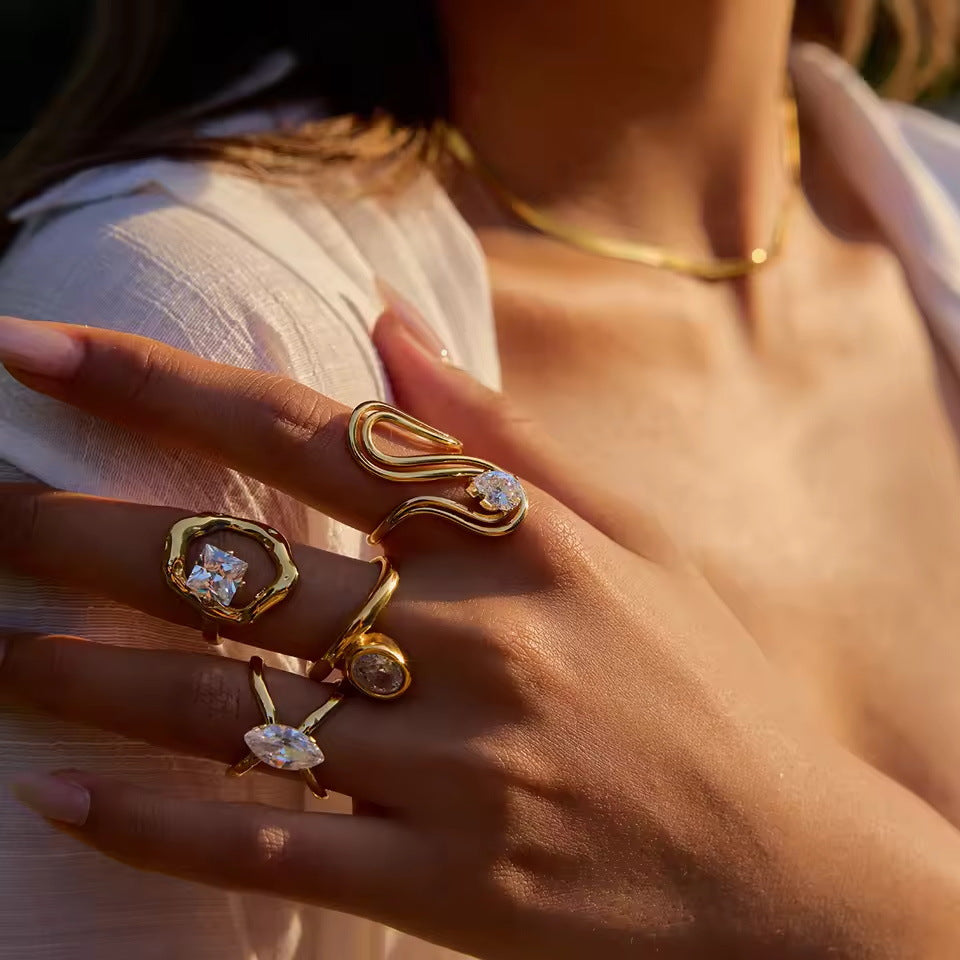 Luxe Diamond Ring