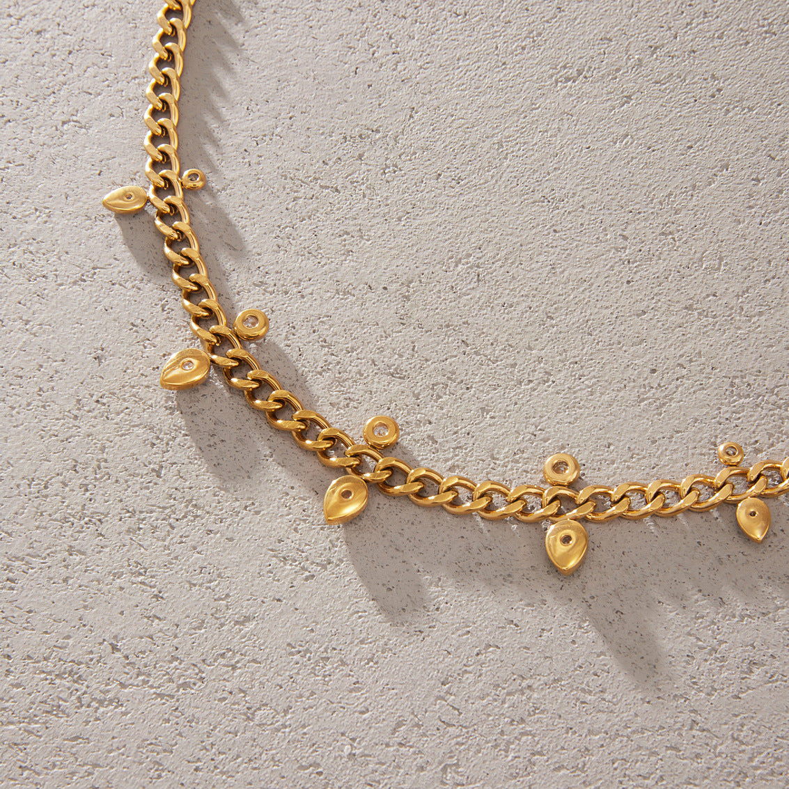 Minimalist Diamond Collarbone Necklace