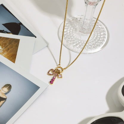 Sweet Diamond Heart Pendant Necklace in 18k Gold