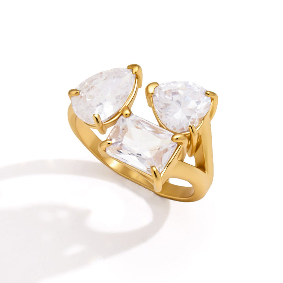 Destiny Teardrop Diamond Ring | 18K Gold | Vinajewelry