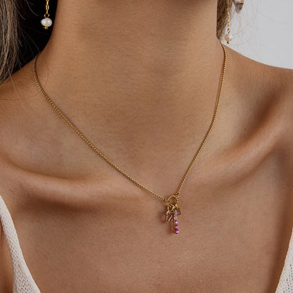 Sweet Diamond Heart Pendant Necklace in 18k Gold