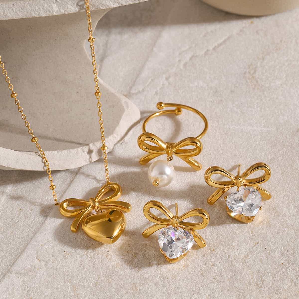 Minimalist Luxury 18K Gold Bowknot Diamond Stud Earrings
