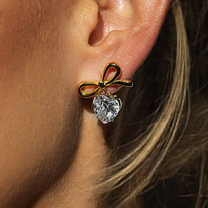Minimalist Luxury 18K Gold Bowknot Diamond Stud Earrings