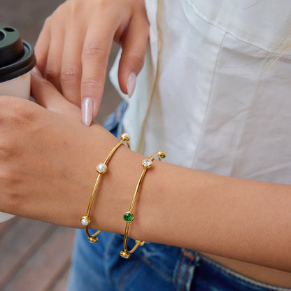 Minimalist 18K Pearl Bracelet