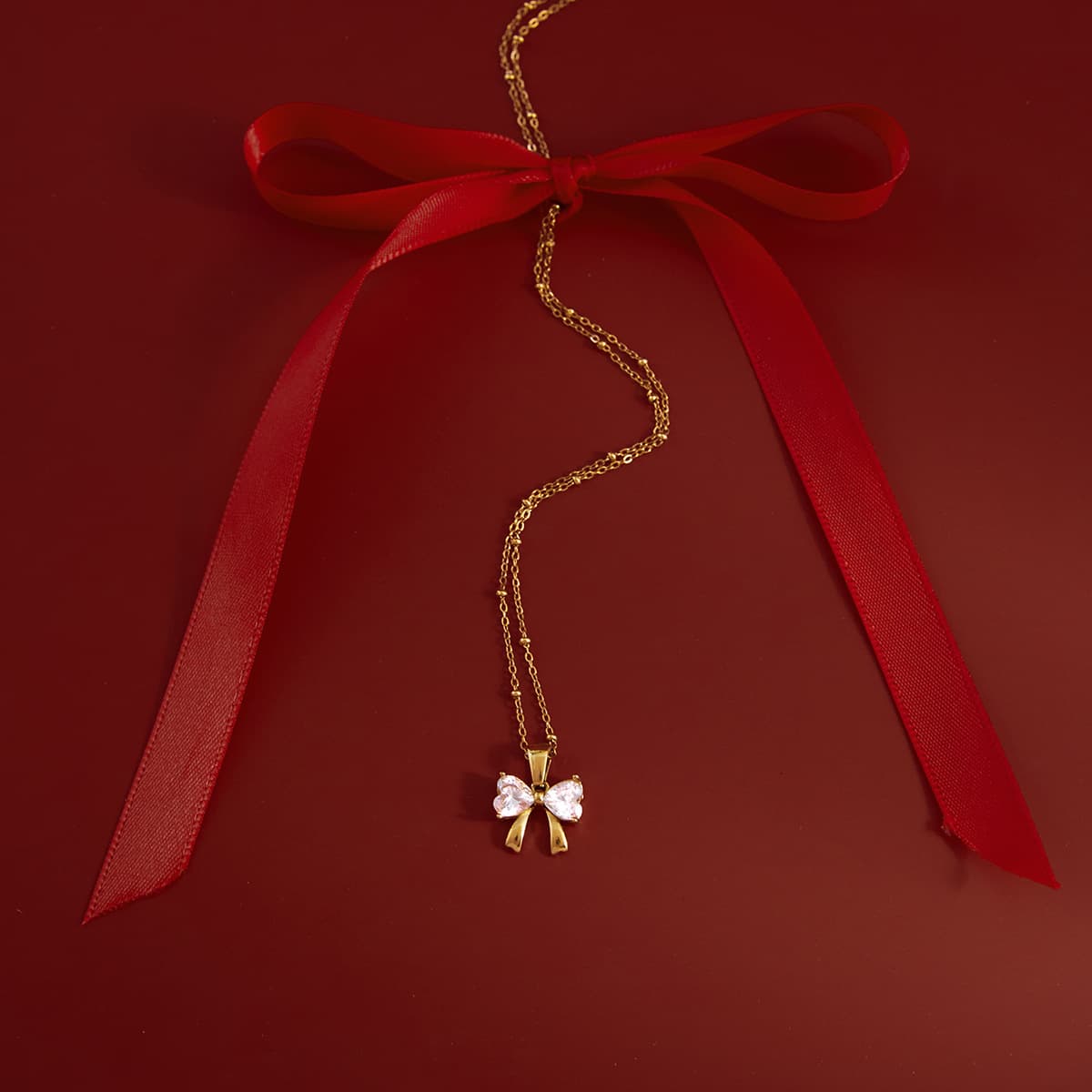 Sweet 18K Gold Bowknot Diamond Pendant Necklace