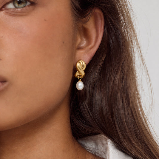 Lauren Pearl Drop Earrings