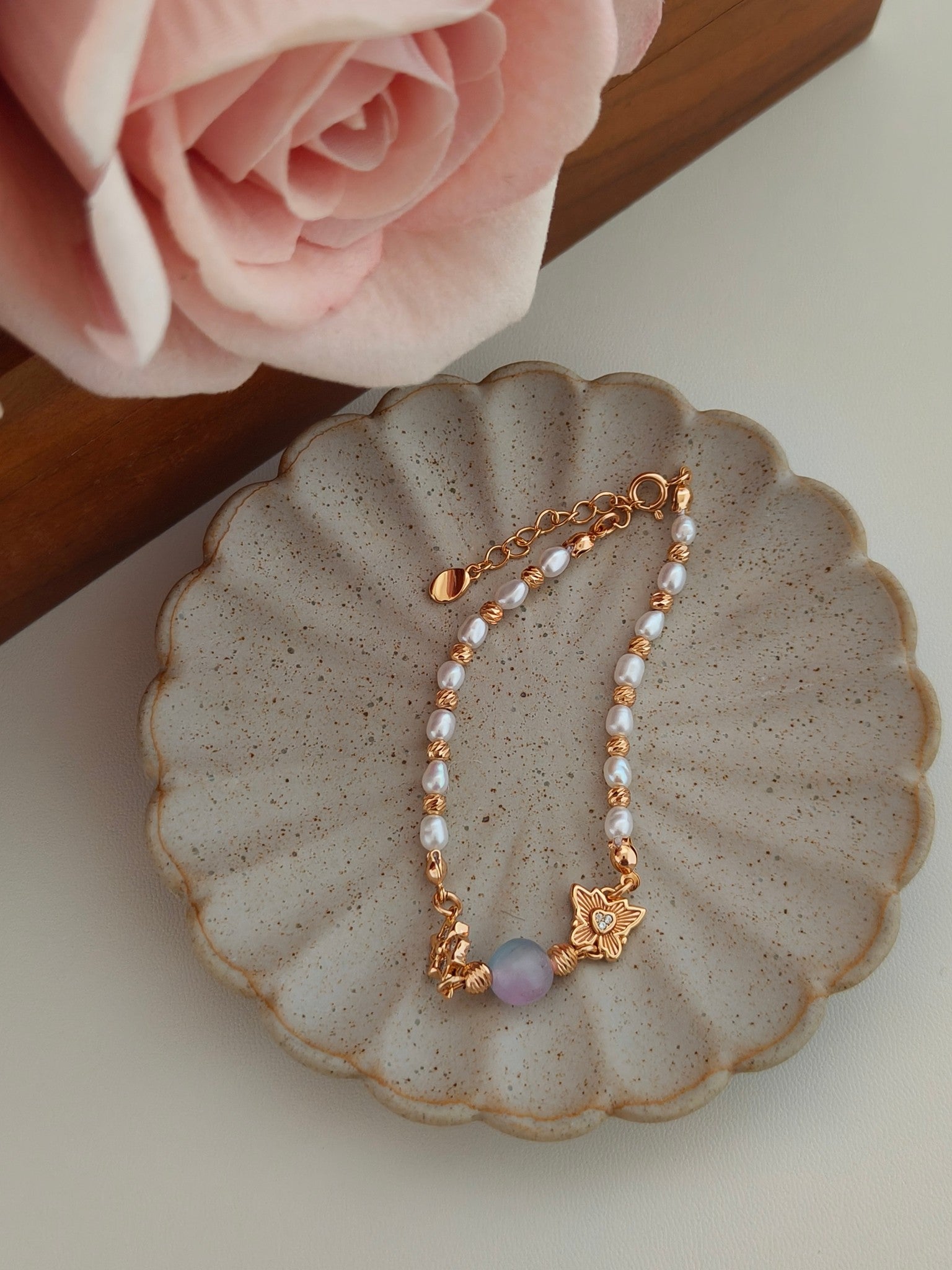 Gradient Cat's Eye Pearl Bracelet - 18K Gold Plated Sterling Silver | Vinajewelry