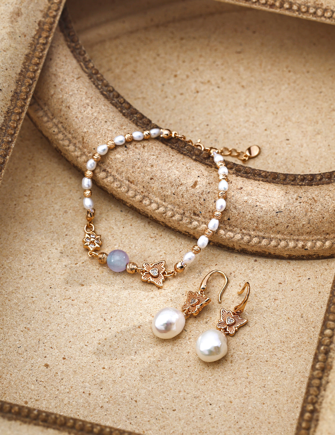 Gradient Cat's Eye Pearl Bracelet - 18K Gold Plated Sterling Silver | Vinajewelry