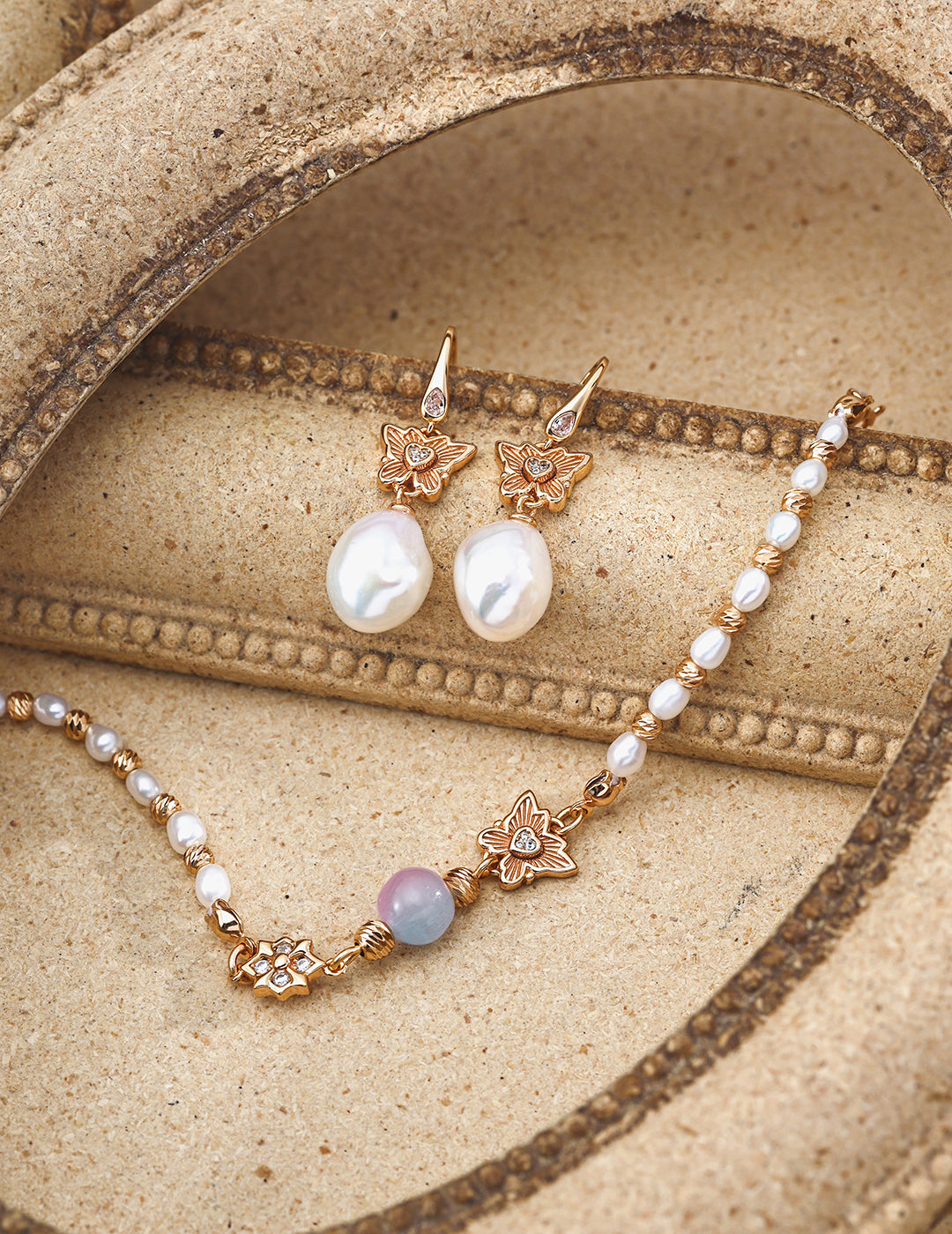 Gradient Cat's Eye Pearl Bracelet - 18K Gold Plated Sterling Silver | Vinajewelry