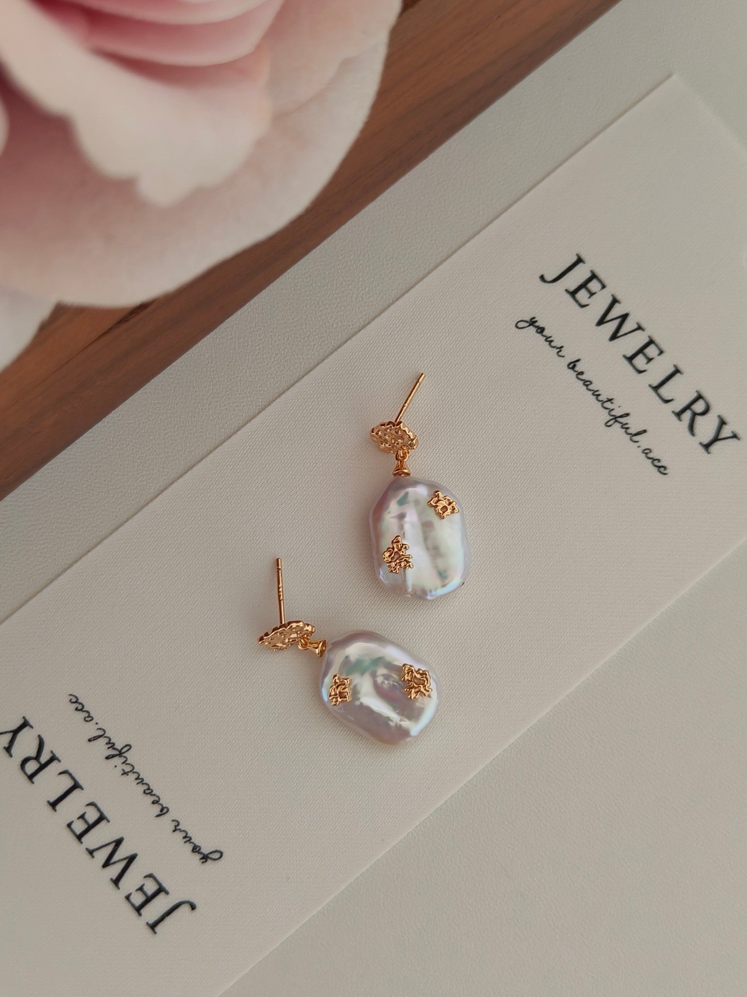 Elegant Baroque Pearl Earrings - 18K Gold Plated Sterling Silver | Vinajewelry