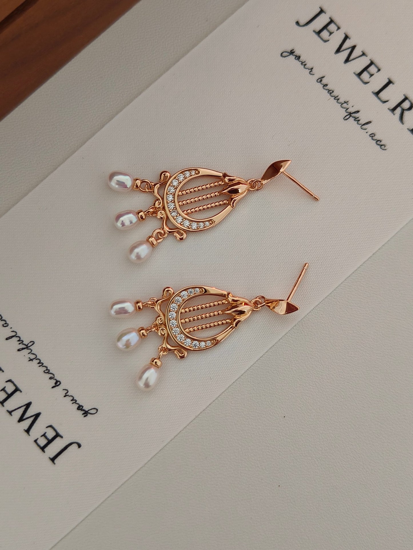 Harp-Shaped Diamond Pearl Earrings - 18K Gold Plated Sterling Silver | Vinajewelry