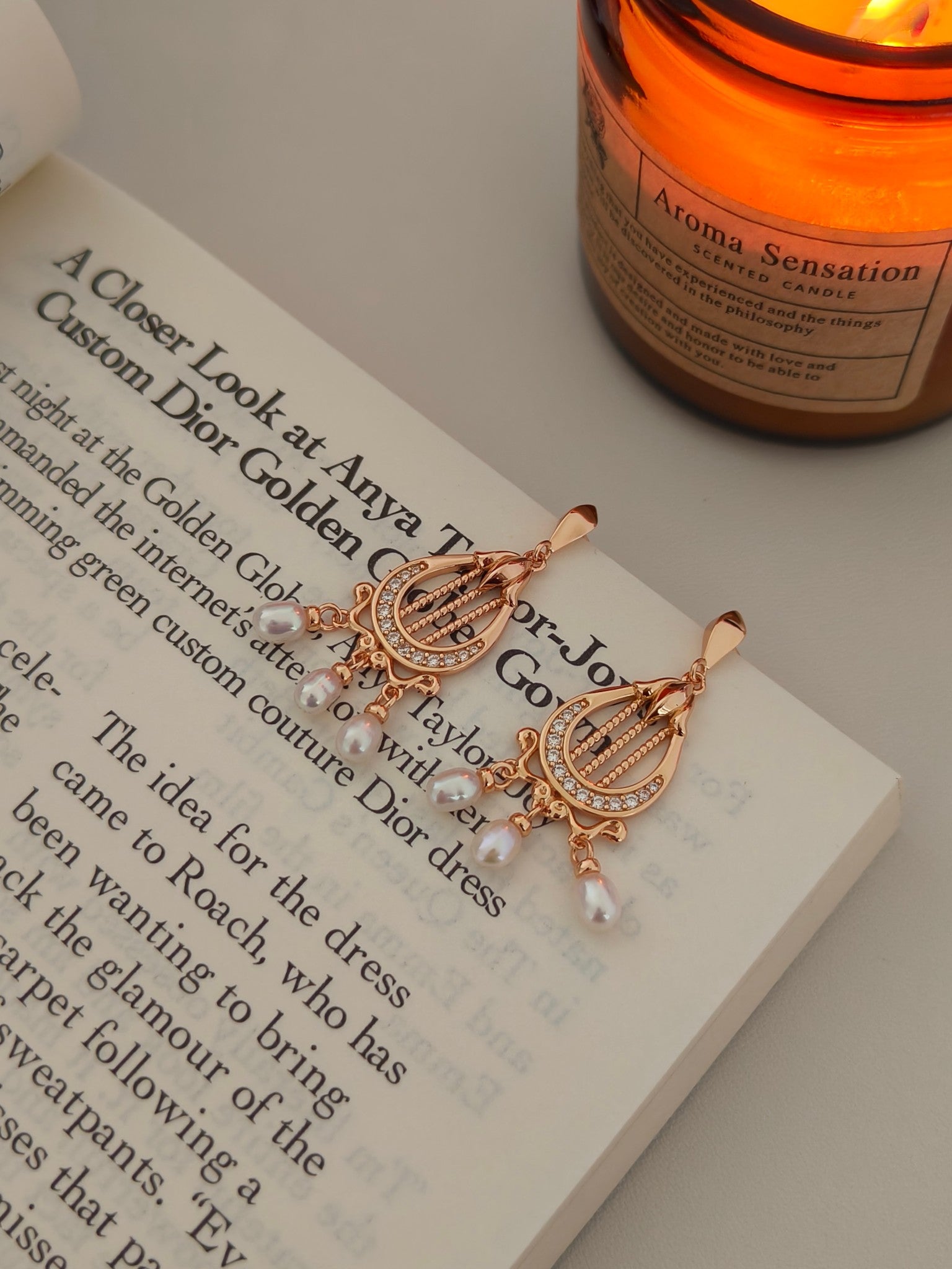 Harp-Shaped Diamond Pearl Earrings - 18K Gold Plated Sterling Silver | Vinajewelry