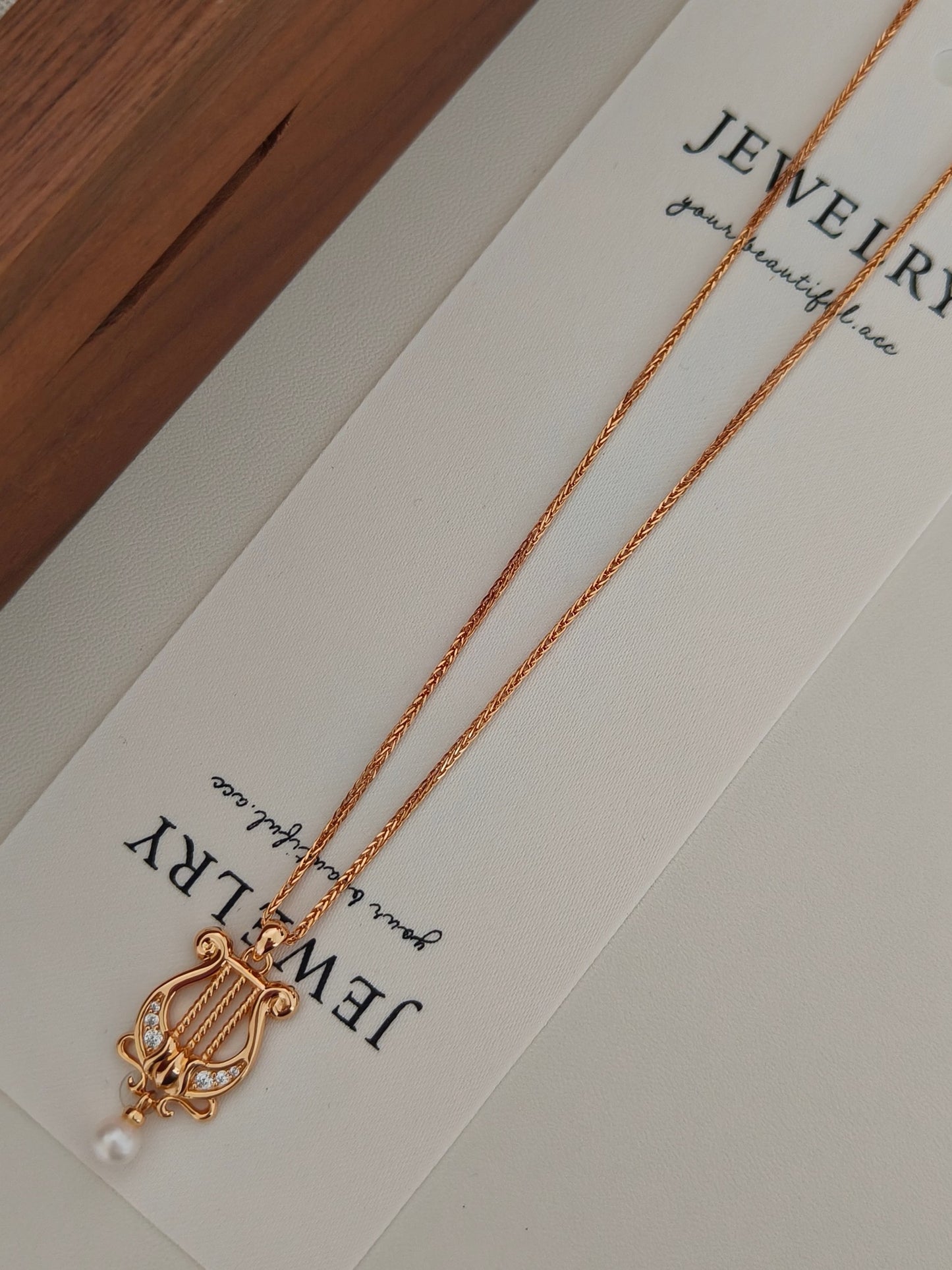 Harp-Shaped Diamond Pearl Pendant Necklace - 18K Gold Plated | Vinajewelry