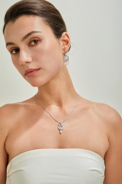 Harp-Shaped Diamond Pearl Pendant Necklace - 18K Gold Plated | Vinajewelry