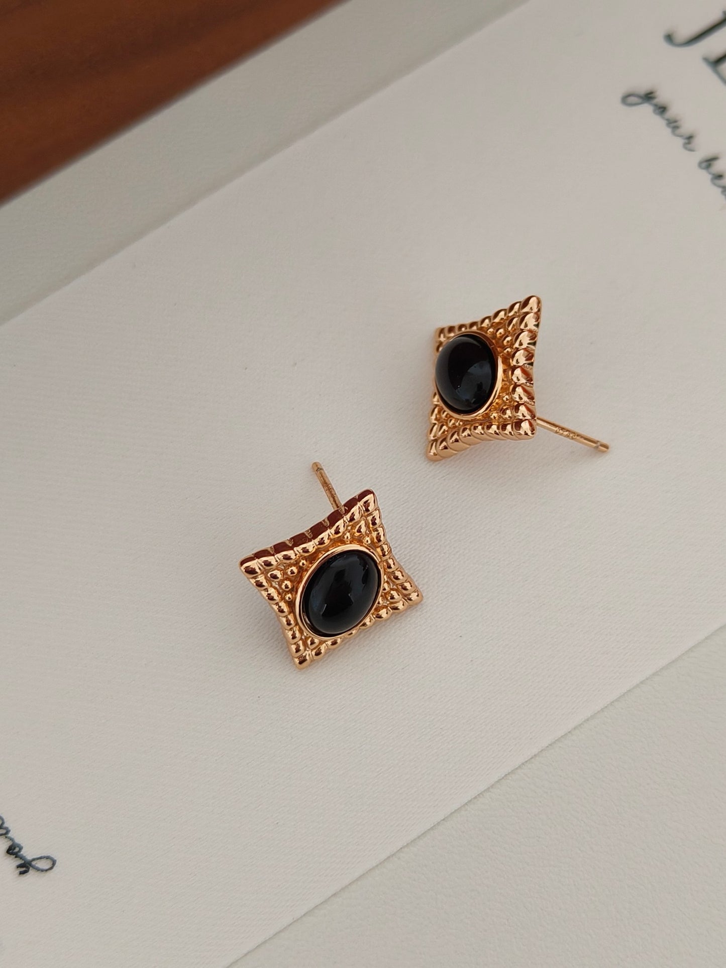 Minimalist Natural Agate Earrings - 18K Gold Plated Sterling Silver | Vinajewelry