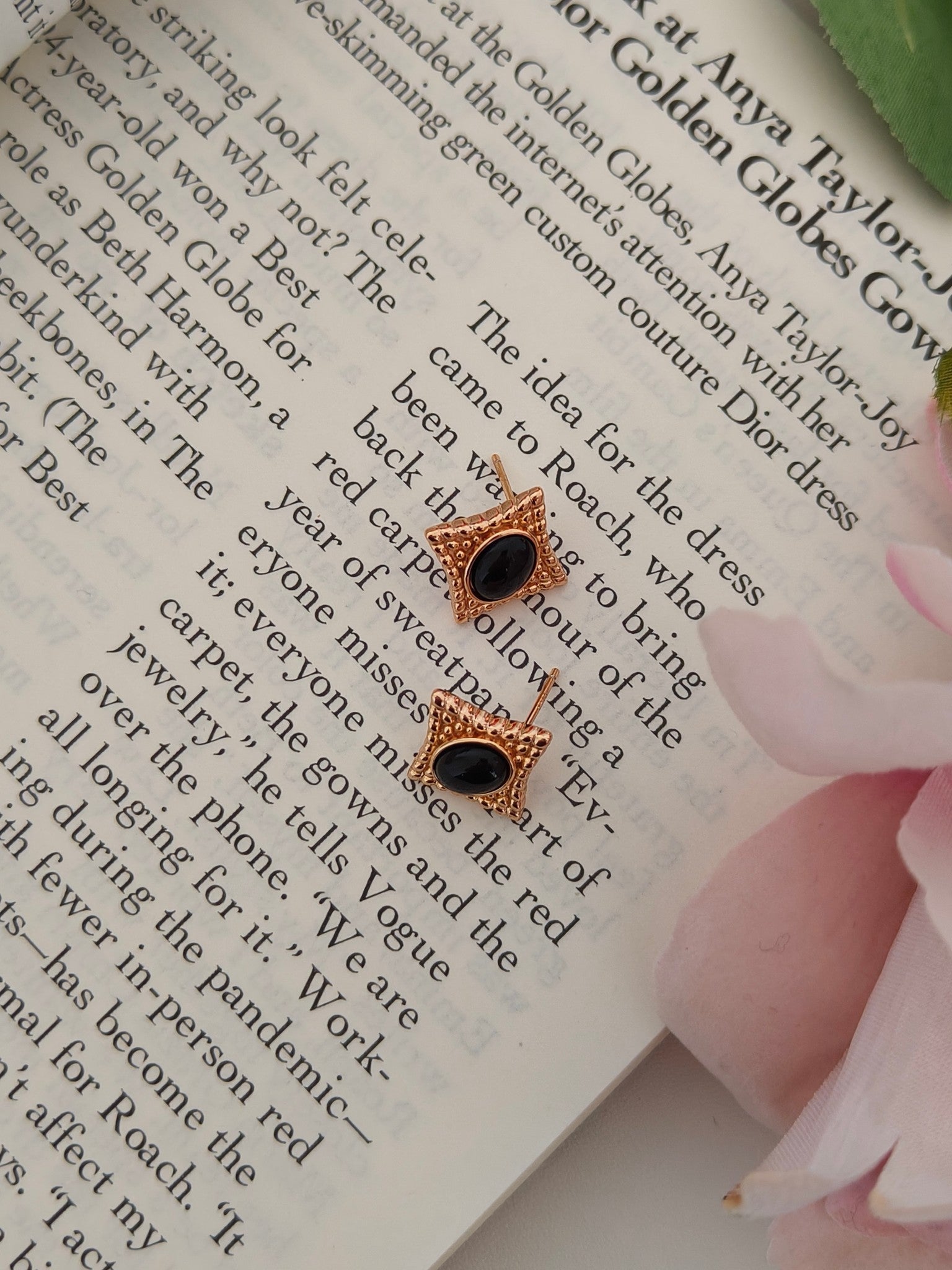 Minimalist Natural Agate Earrings - 18K Gold Plated Sterling Silver | Vinajewelry