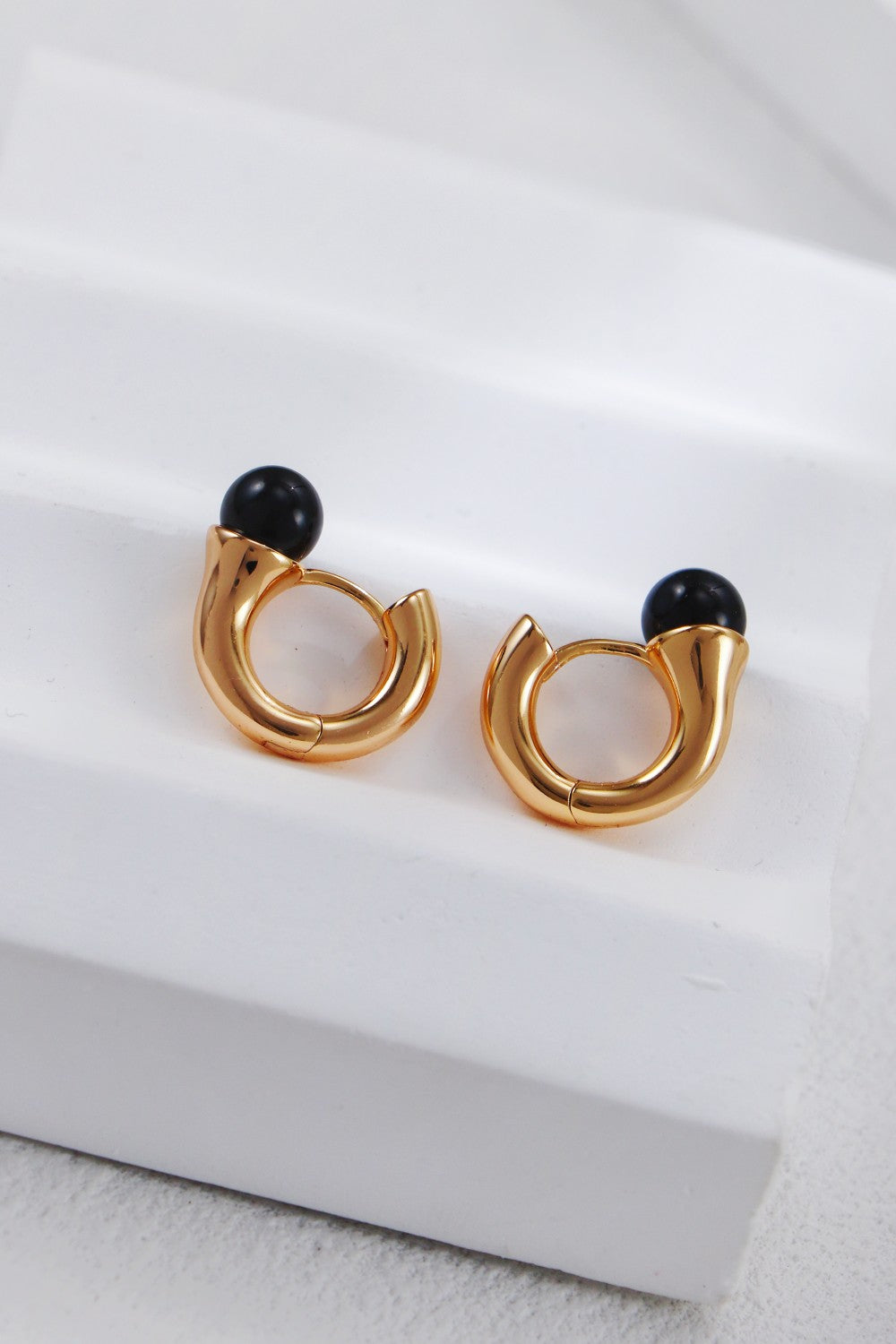 Natural Black Agate Earrings - 18K Gold Plated Sterling Silver | Vinajewelry