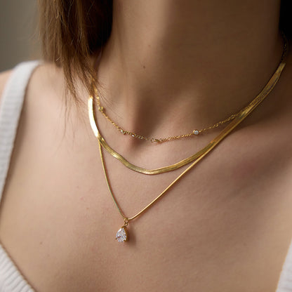 Diamanta Layered Diamond Pendant Dainty Necklace