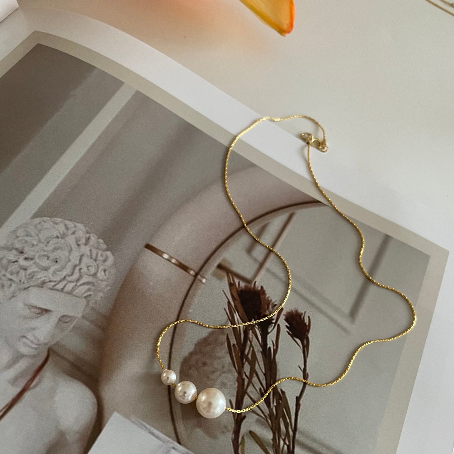 14K Gold Minimalist Irregular Pearl Necklace