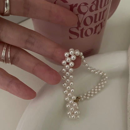 Elegant Hepburn-Style Pearl Beaded Bracelet