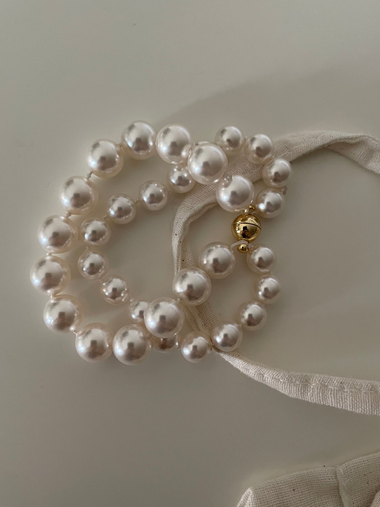 Elegant 14K Gold Double-Layer Pearl Beaded Bracelet