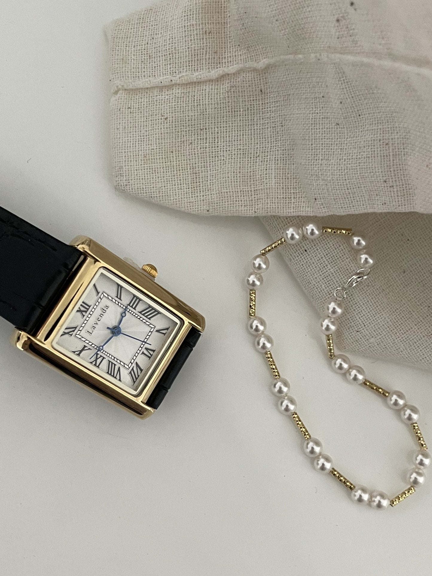 Minimalist Beaded Pearl Bracelet