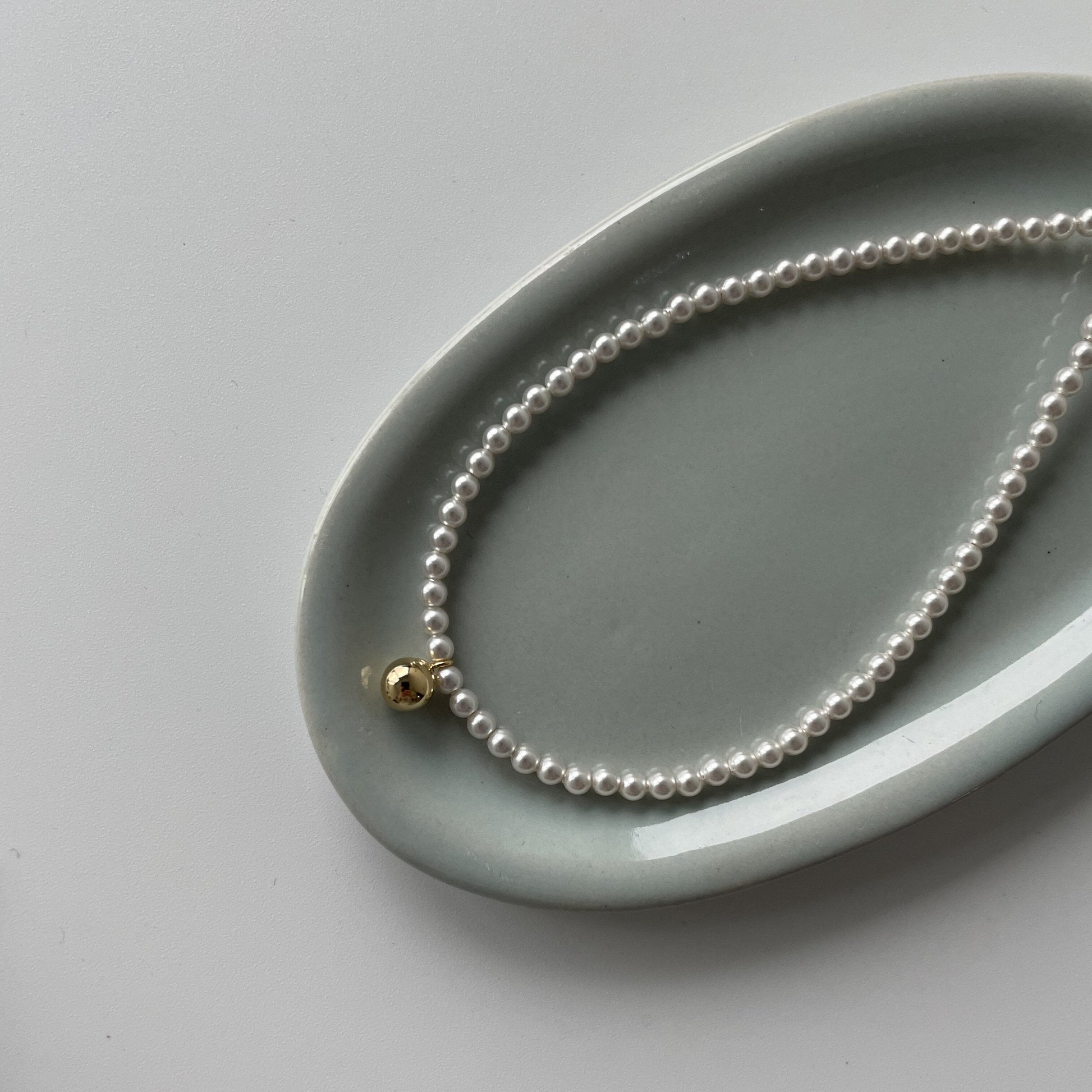 Minimalist 14K Gold Beaded Pearl Necklace - Waterproof | Vinajewelry