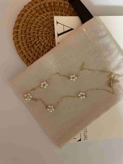 14K Gold Sweet Floral Pearl Beaded Necklace