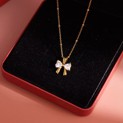 Sweet 18K Gold Bowknot Diamond Pendant Necklace