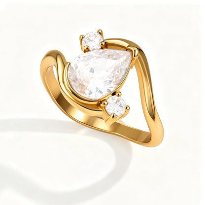 Monaco Teardrop Diamond Ring | 18K Gold | Vinajewelry