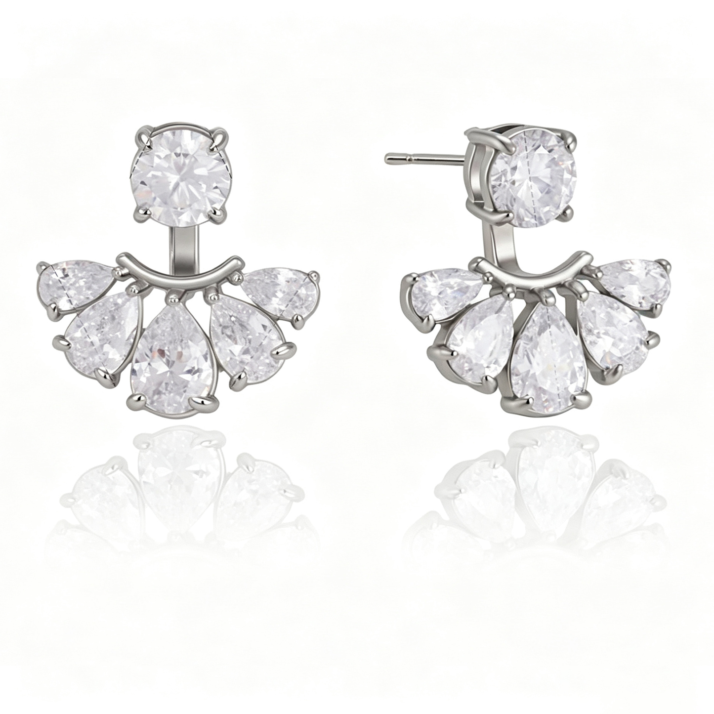 Glória Luxurious Diamond Stud Earrings