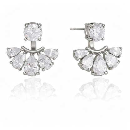 Glória Luxurious Diamond Stud Earrings