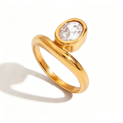 Luxe Diamond Ring | 18K Gold Stainless Steel | Vinajewelry