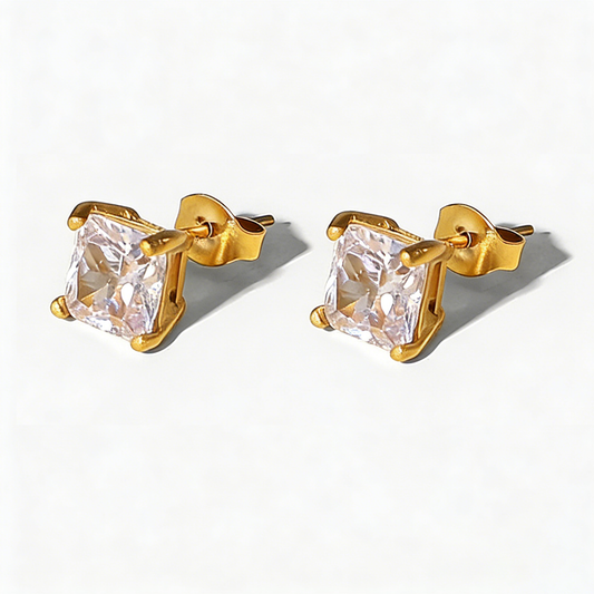 Claire Diamond Stud Earrings