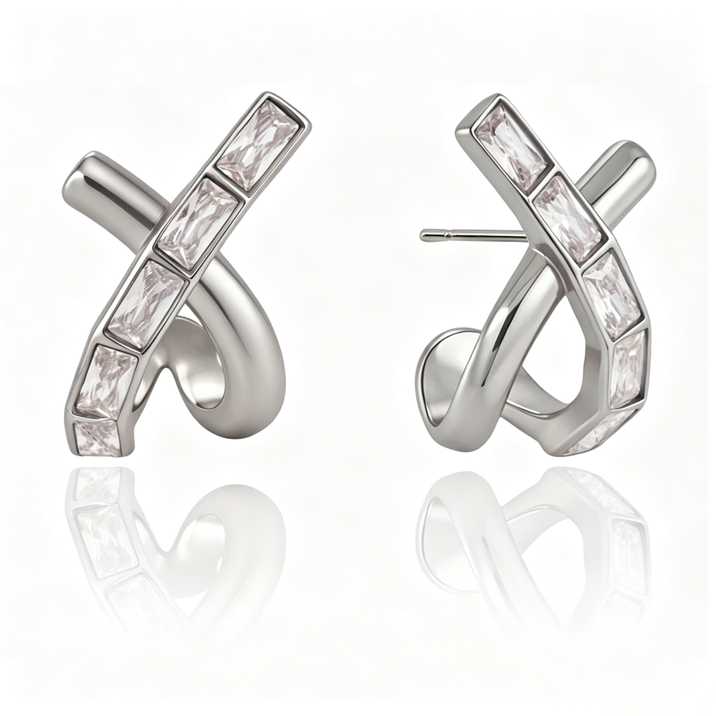 Isolde Minimalist Diamond Stud Earrings