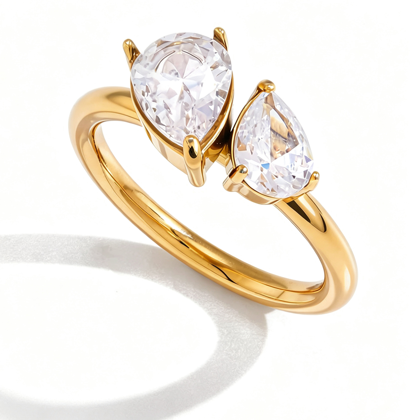 Estrella Teardrop Diamond Ring | 18K Gold | Vinajewelry