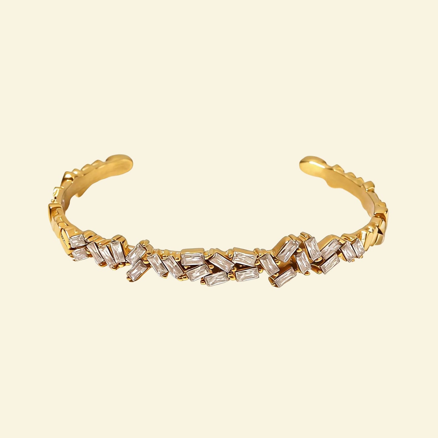Luxurious 18K Gold Irregular Diamonds Bracelet