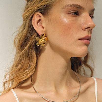 Elegant Flower Stud Earrings 18K Gold - Waterproof | Vinajewelry