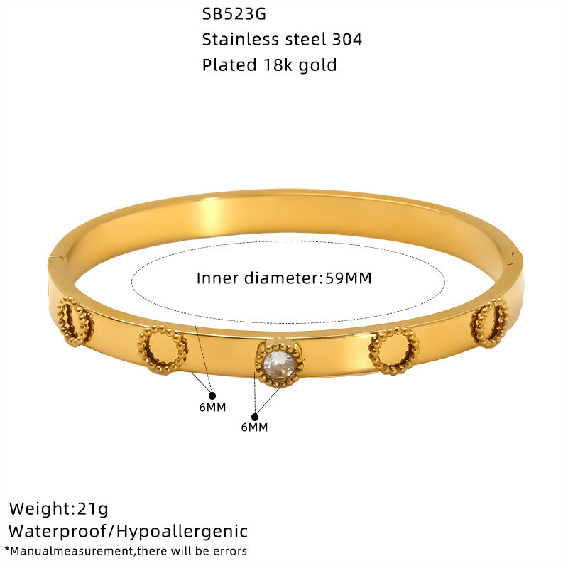 Minimalist luxury diamond bracelet 18k gold