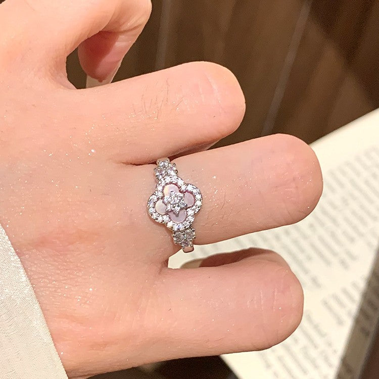 Luxury Diamond Four-Leaf Clover Open Ring in 18k Gold