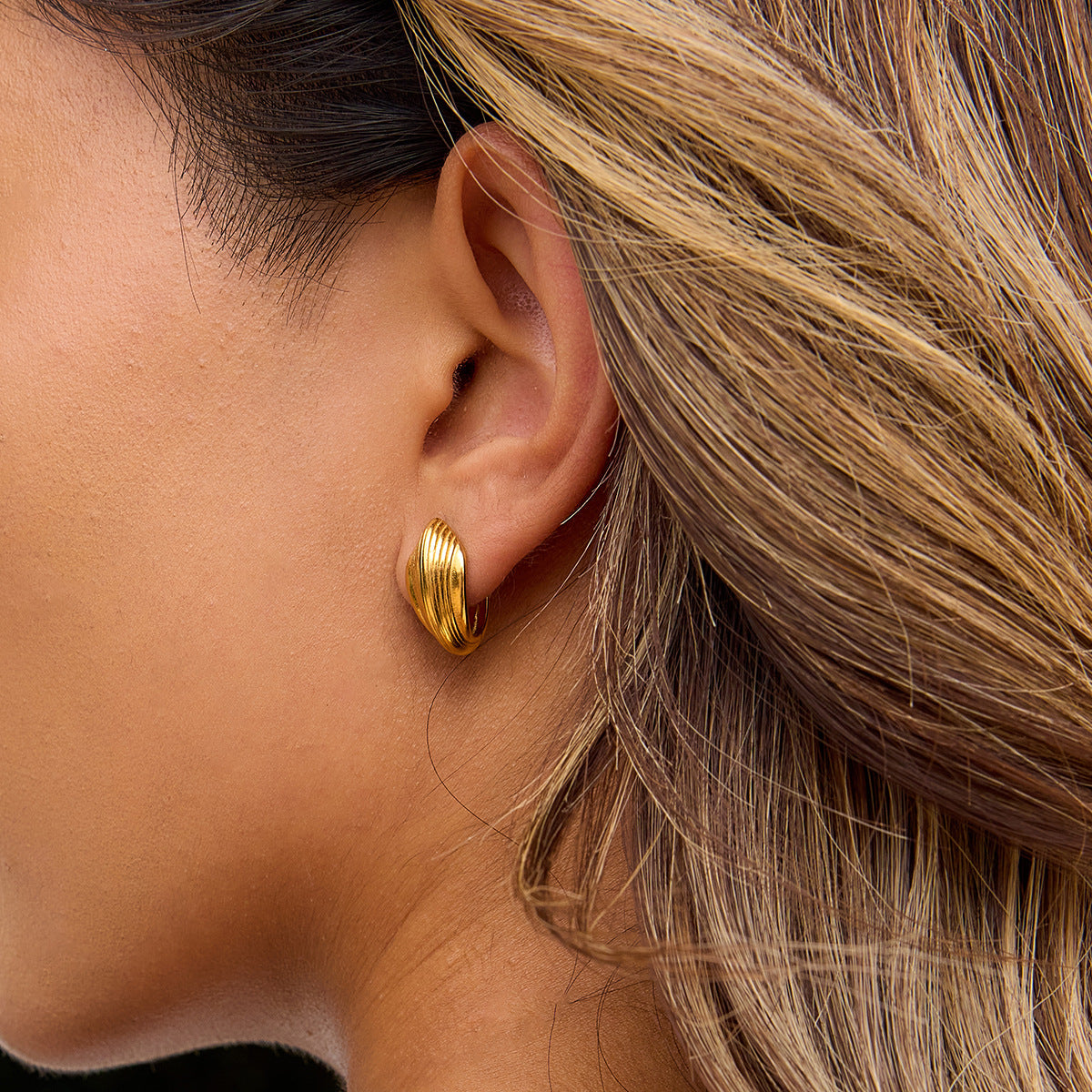 Minimalist Geometric Stud Earrings 18K Gold - Waterproof | Vinajewelry