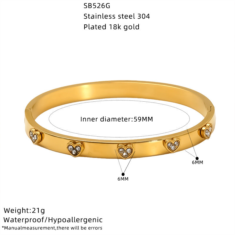 Luxurious heart-shaped diamond bracelet 18k gold