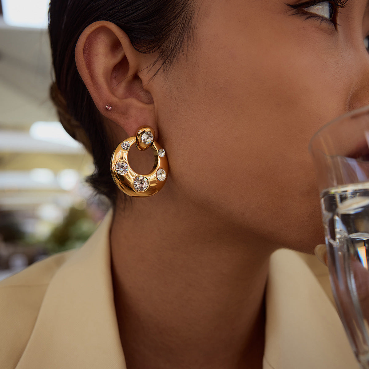 Exquisite diamond hoop earrings 18k gold