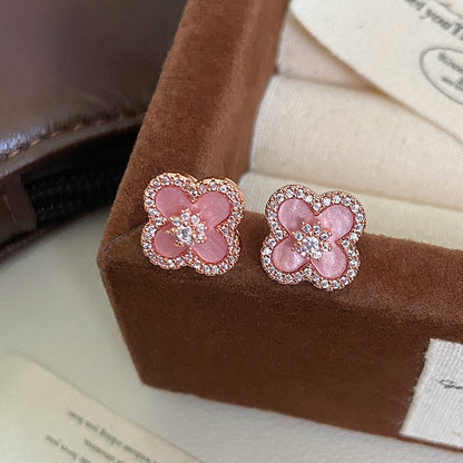 Luxury Four-Leaf Clover Diamond Stud Earrings - 18K Gold Plated | Vinajewelry