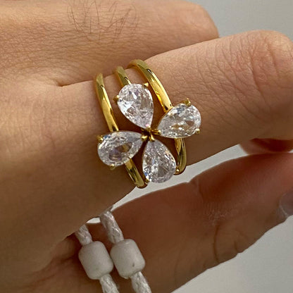 Luxury Four-Leaf Clover Diamond Ring - 18K Gold Plated Triple Stack | Vinajewelry