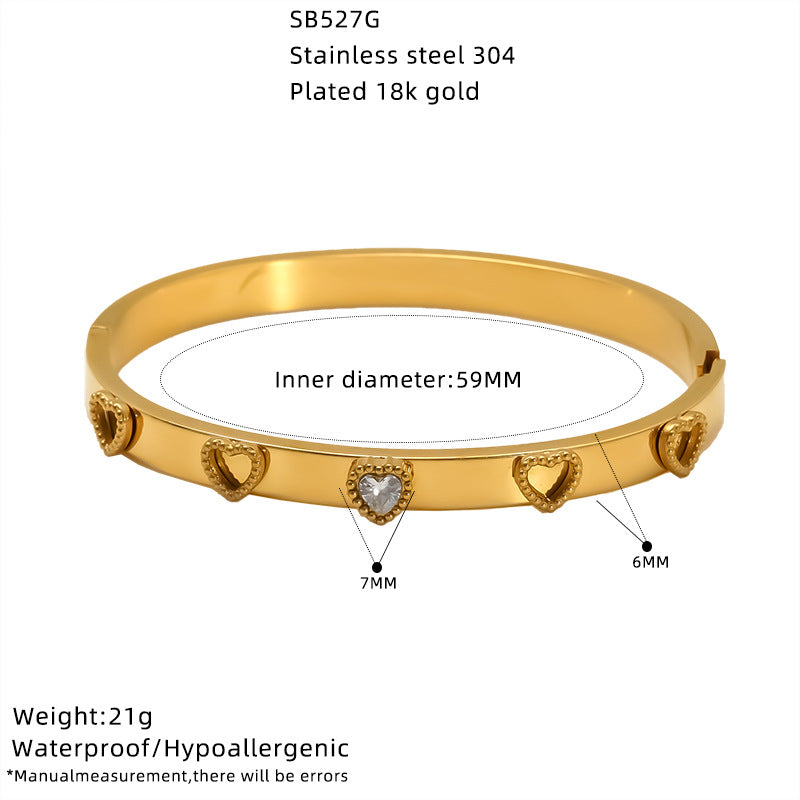 Luxurious heart-shaped diamond bracelet 18k gold