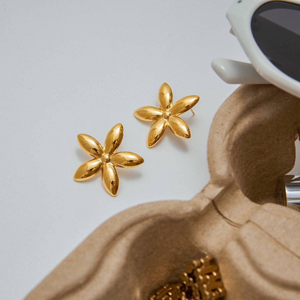 Minimalist Geometric Stud Earrings 18K Gold - Waterproof | Vinajewelry